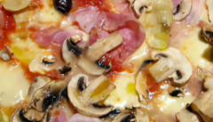 Pizza &quote;Caprichosa&quote;