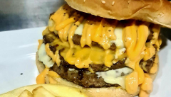 Hamburguesa &quote;La Pinzón&quote;